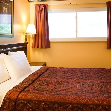Hometown Inn Athens Dış mekan fotoğraf