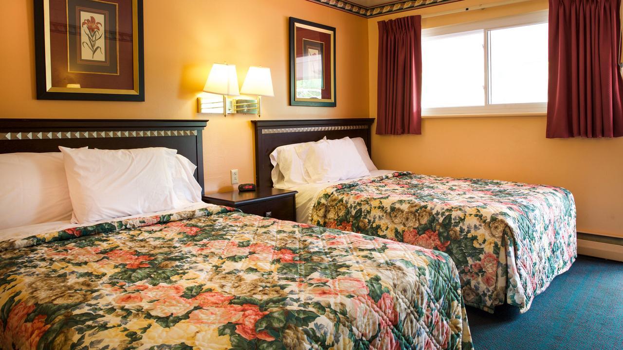 Hometown Inn Athens Dış mekan fotoğraf