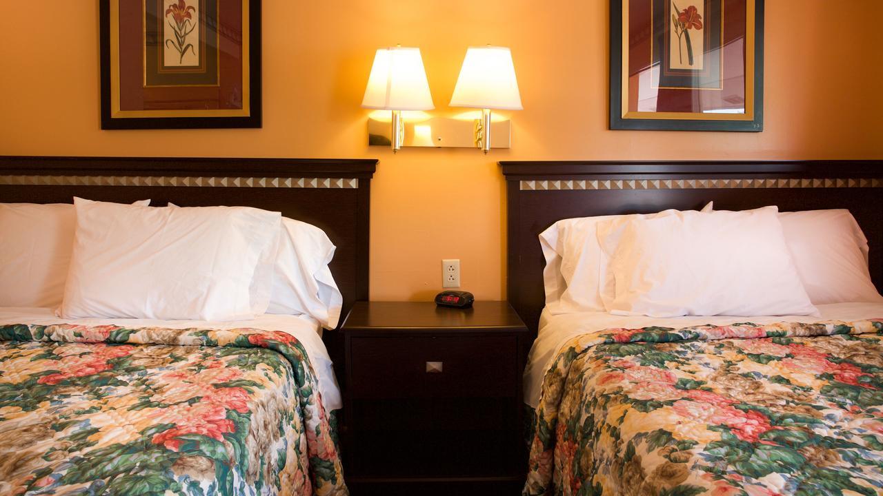 Hometown Inn Athens Dış mekan fotoğraf