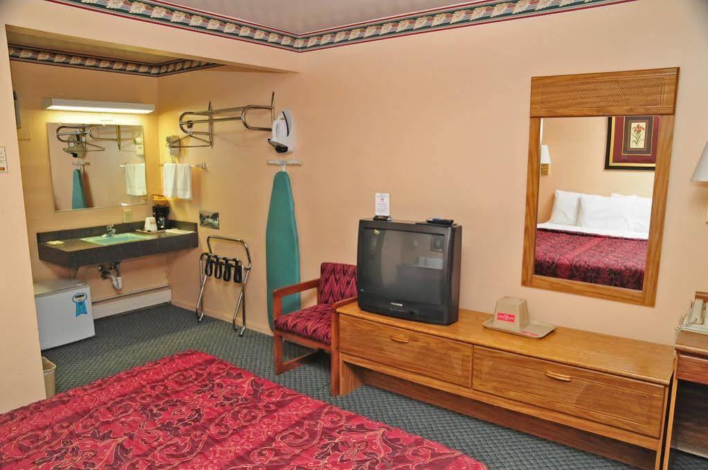 Hometown Inn Athens Dış mekan fotoğraf